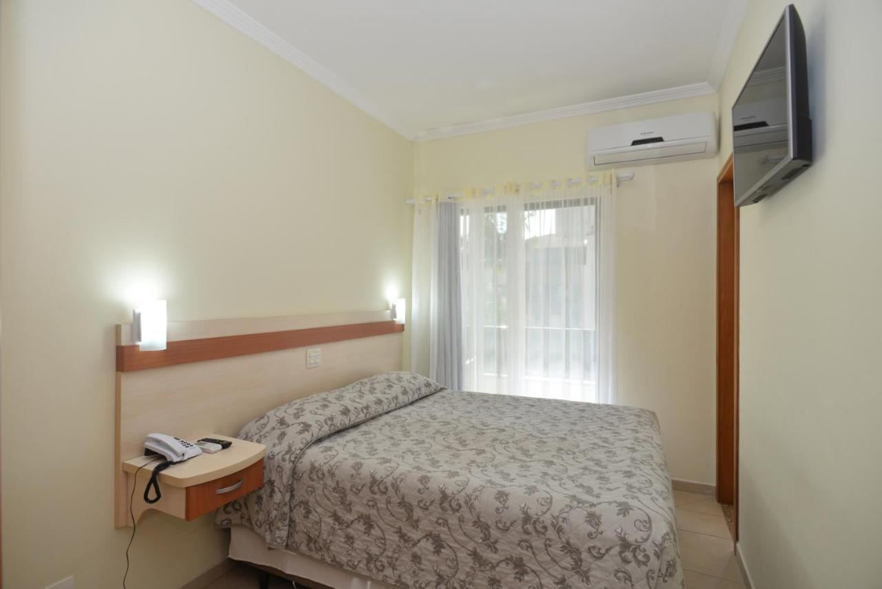 Refugio Costeiro II Hotel บอมบินญัส ภายนอก รูปภาพ