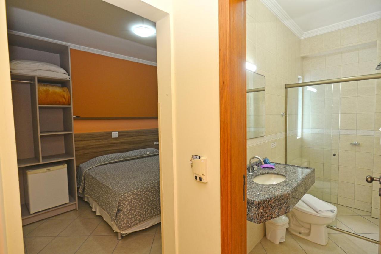 Refugio Costeiro II Hotel บอมบินญัส ภายนอก รูปภาพ